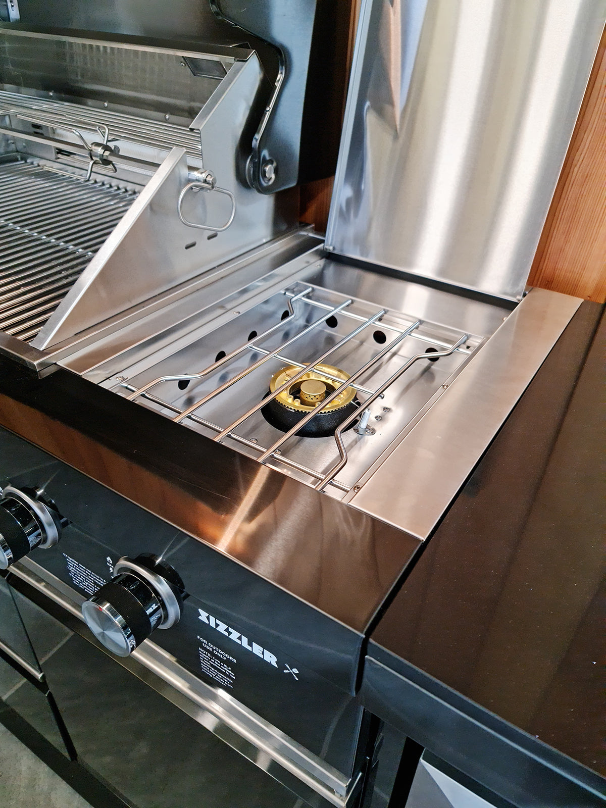 Sizzler Outdoor Kitchen